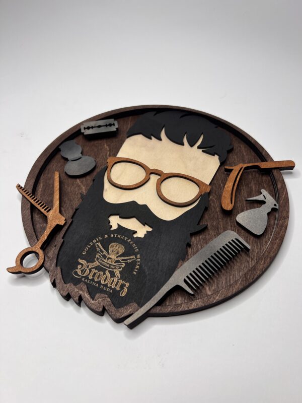 drewniana dekoracja barber 3d z personalizacją i logo salonu